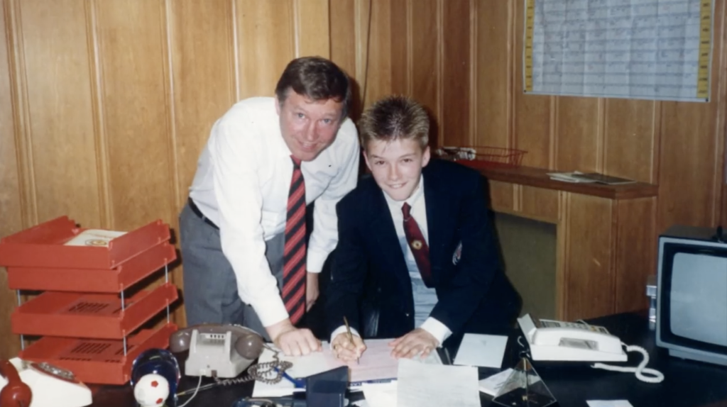 Photo de David Beckham et Sir Alex Ferguson pour son interview dans son documentaire Netflix dans cinésport